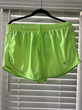 Nike Tempo Running Shorts Athletic Green Size XL